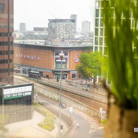 Apartment Stylish City Centre - Perfect For Groups & Long