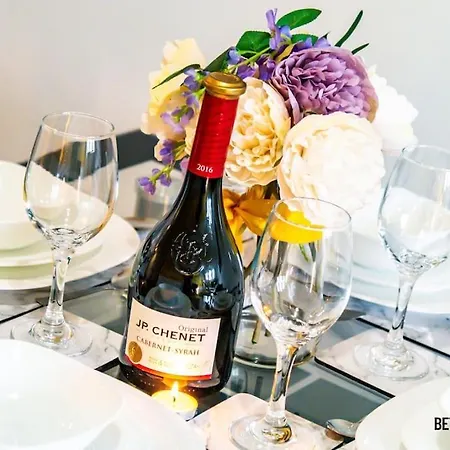 Stylish City Centre - Perfect For Groups & Long Birmingham