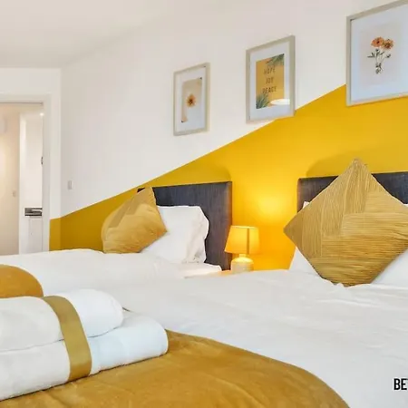 Stylish City Centre - Perfect For Groups & Long *