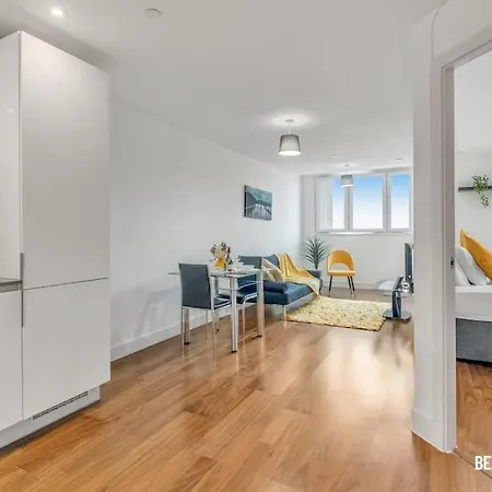Stylish City Centre - Perfect For Groups & Long * Birmingham
